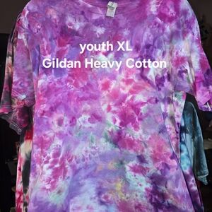 Gildan Heavy Cotton Kids Tie-Dye Shirt - Purple